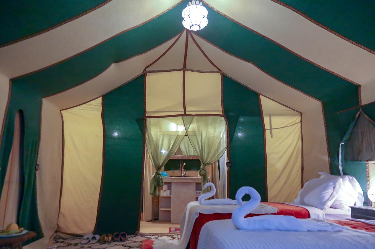 Sahara Desert Luxury Camp Мерзуга Екстер'єр фото