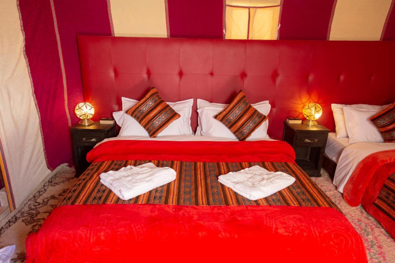 Sahara Desert Luxury Camp Мерзуга Екстер'єр фото