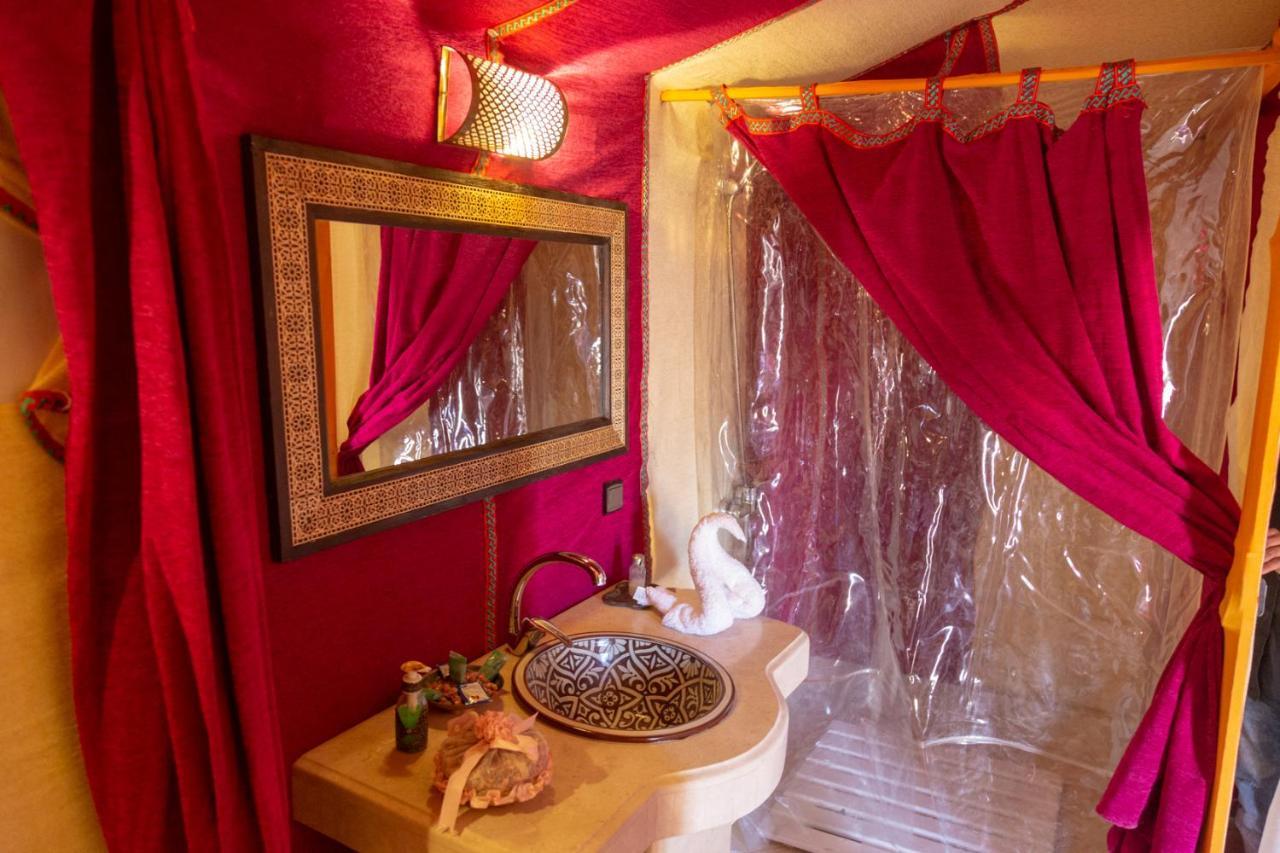 Sahara Desert Luxury Camp Мерзуга Екстер'єр фото