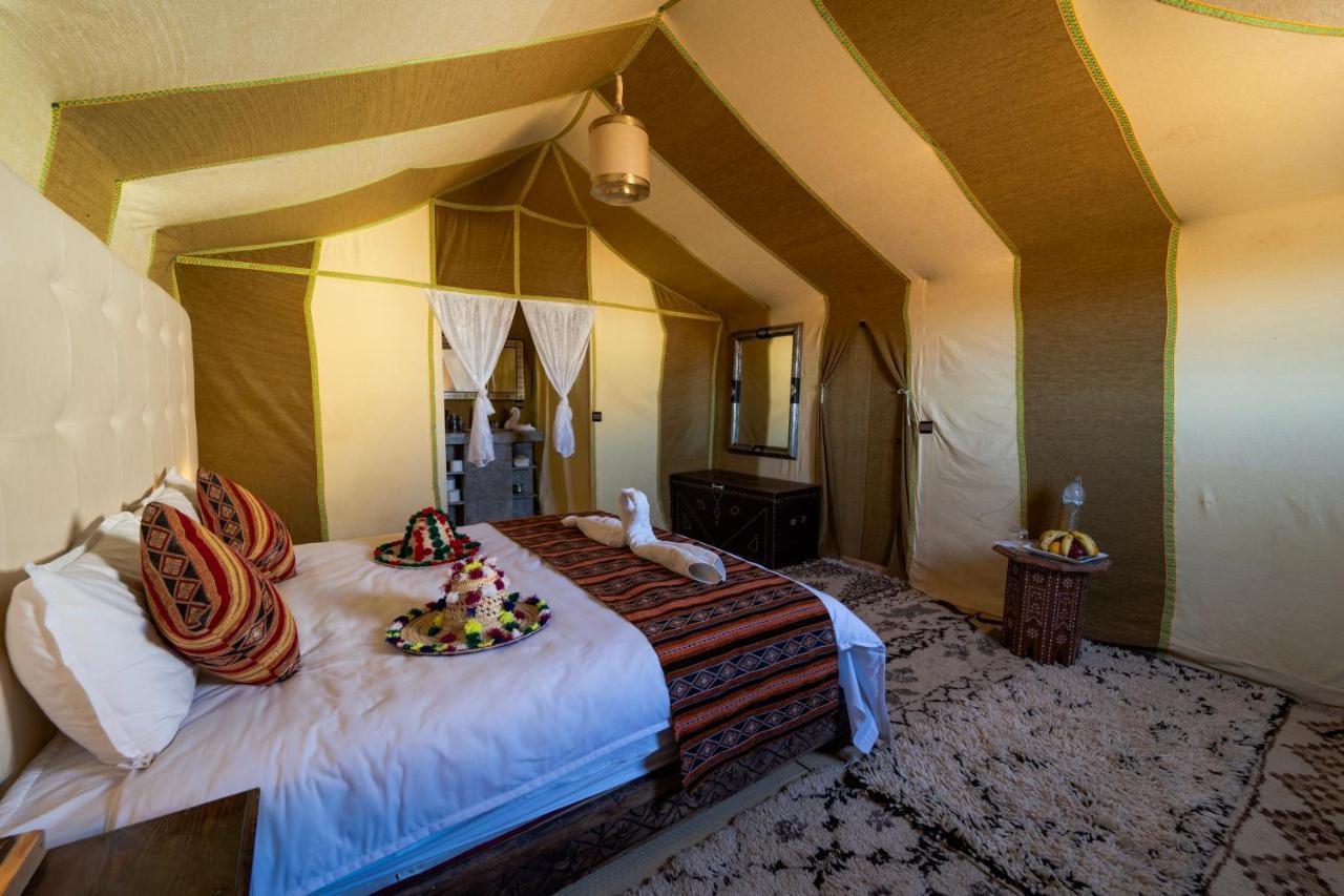 Sahara Desert Luxury Camp Мерзуга Екстер'єр фото